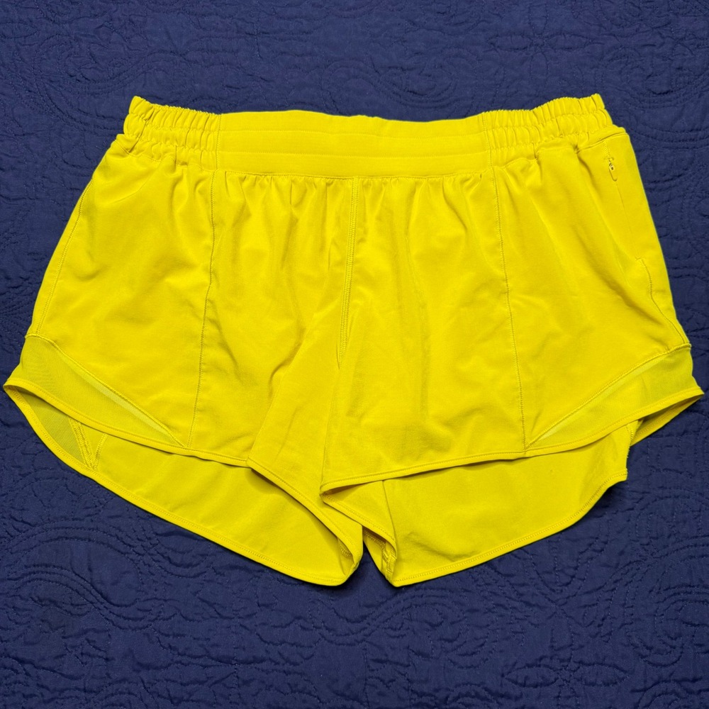 Lululemon Hotty Hot High-Rise Lined Running Shorts Yellow Soleil Size 10 2.5"